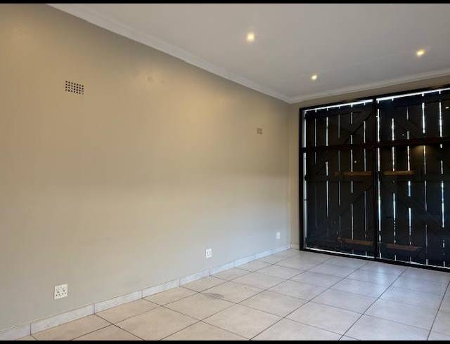 BUSINESS PROPERTY TO RENT IN EDENVALE